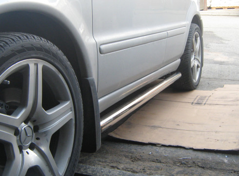 Подножки для MERCEDES-BENZ ML W 163 97-05 порог трубой от Tamsan фото