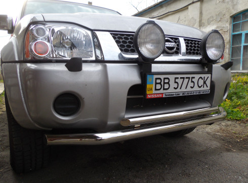 Защита переднего бампера для Nissan NP300 2007-2015 труба двойная от Tamsan фото