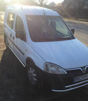 Подножки для Opel Combo 2001-2011 порог трубой фото