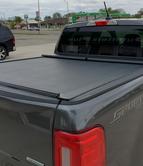 Ролета Roll-N-Lock для кузова Ford Ranger 2012 + фото