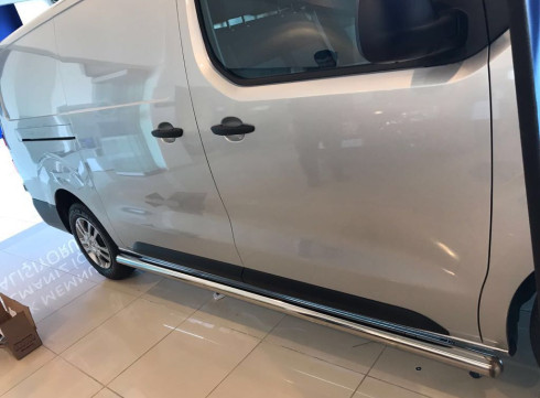 Подножки для Peugeot Expert / Traveller 2017+ порог труба фото
