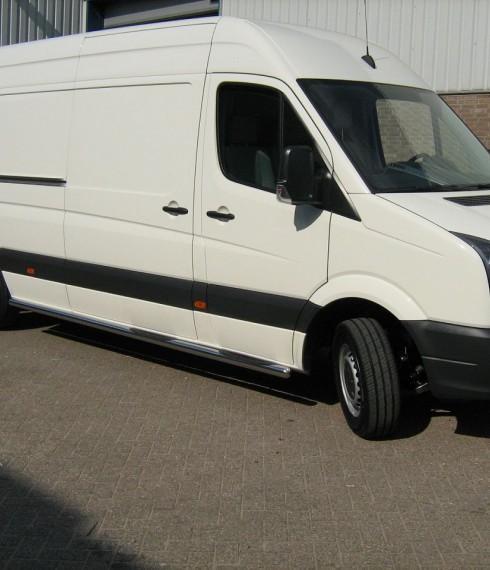 Пороги труба с проступью на Volkswagen Crafter фото