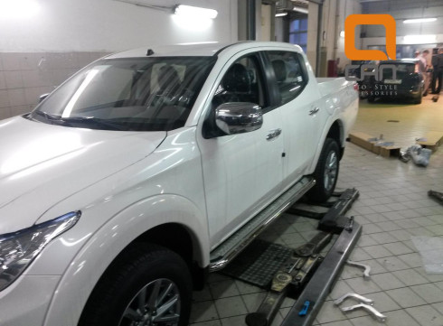 Подножки для Mitsubishi L-200 15-19 порог листом от турецкого производителя Tamsan фото