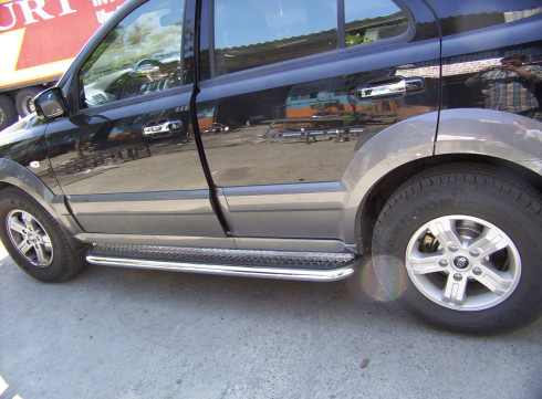 Подножки для KIA Sorento 02-09 порог листом от Tamsan фото