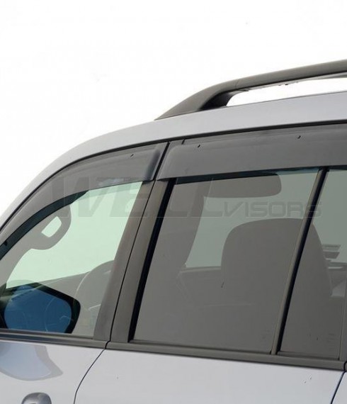 Дефлекторы окон ветровики для Toyota Land Cruiser 200 фото