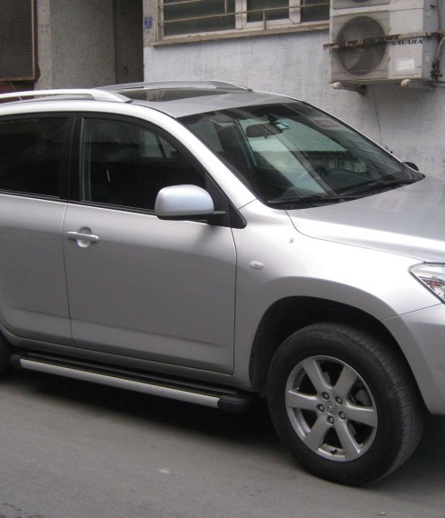 Рейлинги на Toyota RAV4 CAN CORUMA Panama алюминий фото